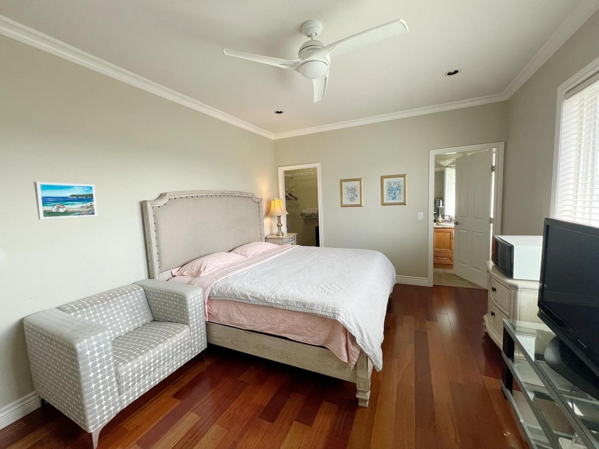 Lucky Room, A Comfortable Bedroom With Private Bathroom Close To Yvr Richmond Exterior photo